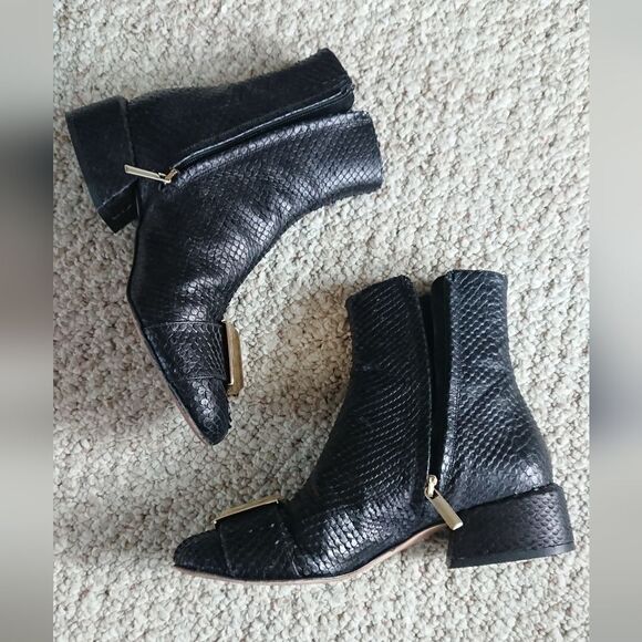TIBI Wyatt embossed Buckle leather ankle Booties In Black size 5.5 - Picture 5 of 15